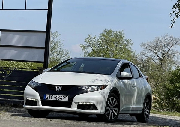 Honda Civic cena 39900 przebieg: 234000, rok produkcji 2015 z Tczew małe 704